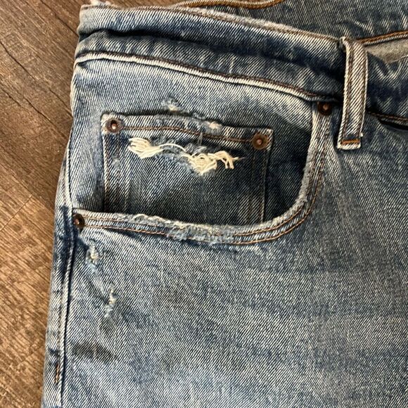 Abercrombie & Fitch High Rise 90s Relaxed Jean- Size 37/24 - Picture 5 of 8